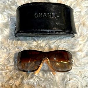 Vintage AUTHENTIC Chanel sunglasses